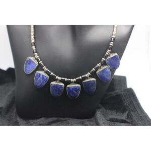 Vintage Lapis Lazuli Graduated Stone Necklace Silver Tone Beaded Tribal 17 Inch